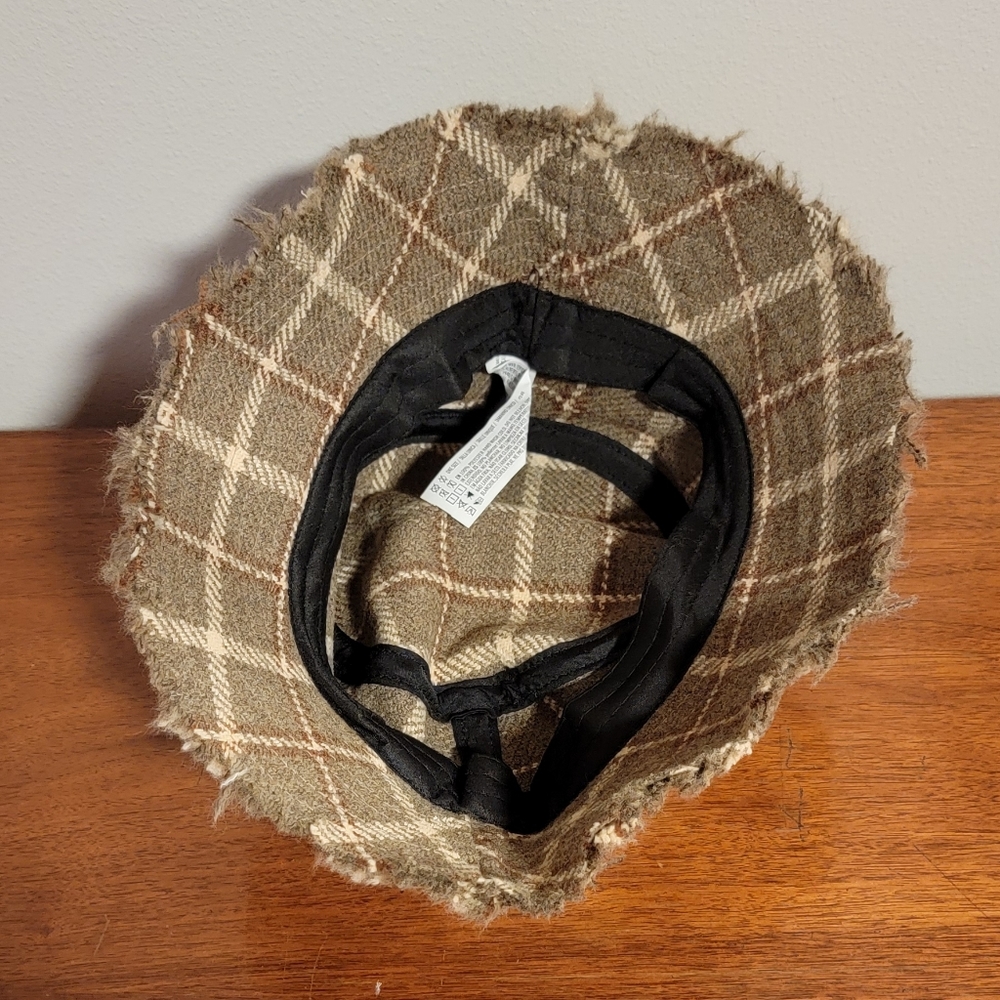 Plaid frayed bucket hat - Picture 2 of 2